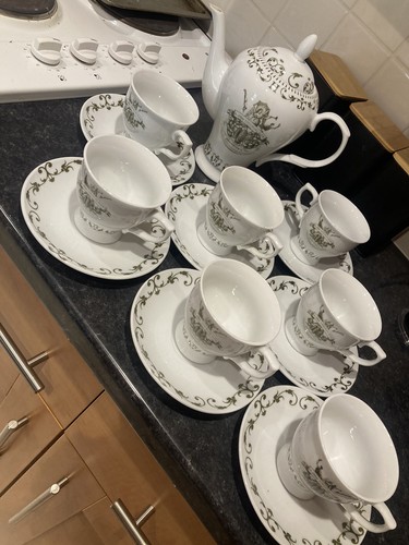 Hendricks gin tea set - hendricks,