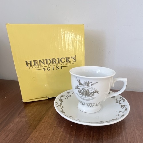 Hendrick gin cup - gin, saucer