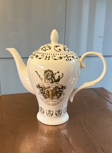 Hendrick gin ceramic teapot - gin,