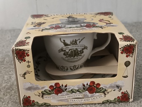 Hendricks gin tea - hendricks, saucer