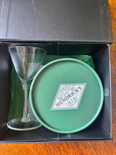 Hendrick gin gift - gift, box