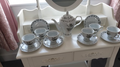 Stunning collectable brand new - collectable,