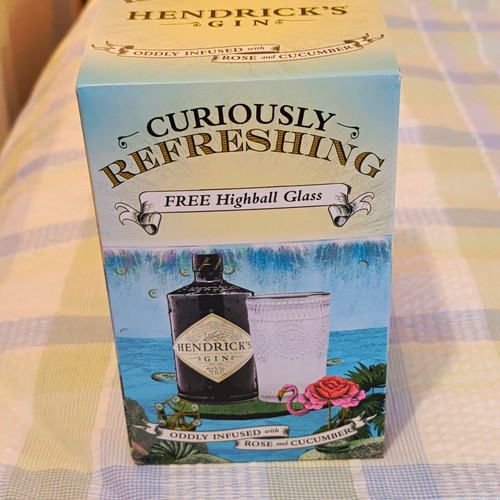 Hendrick gin curiously - hendrick's,